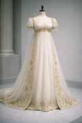 The story behind the dress / No. 7 Early Classicism / Early Empire style around 1800